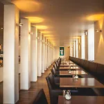 Alexander Hotel