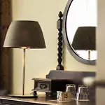 Alexander Hotel