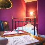 Alexander Hotel 3*